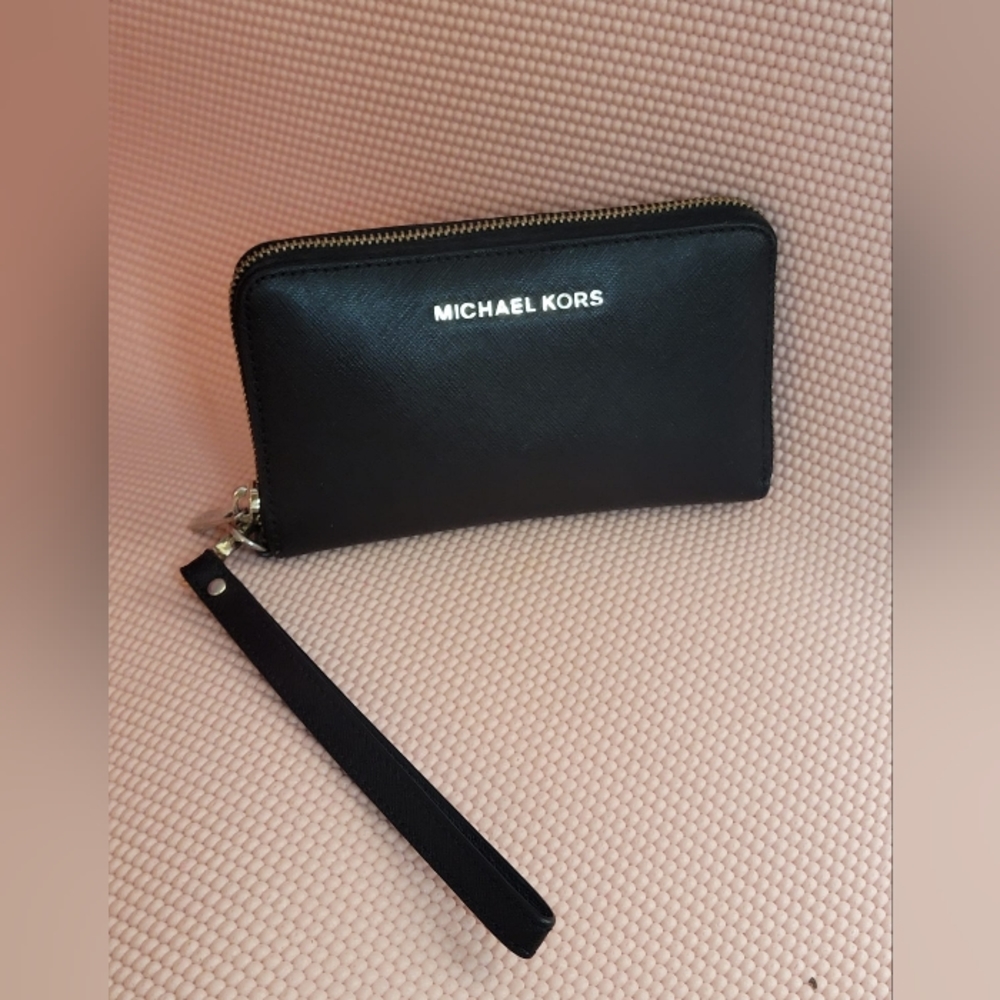 Micheal kors Safiano leather Wallet